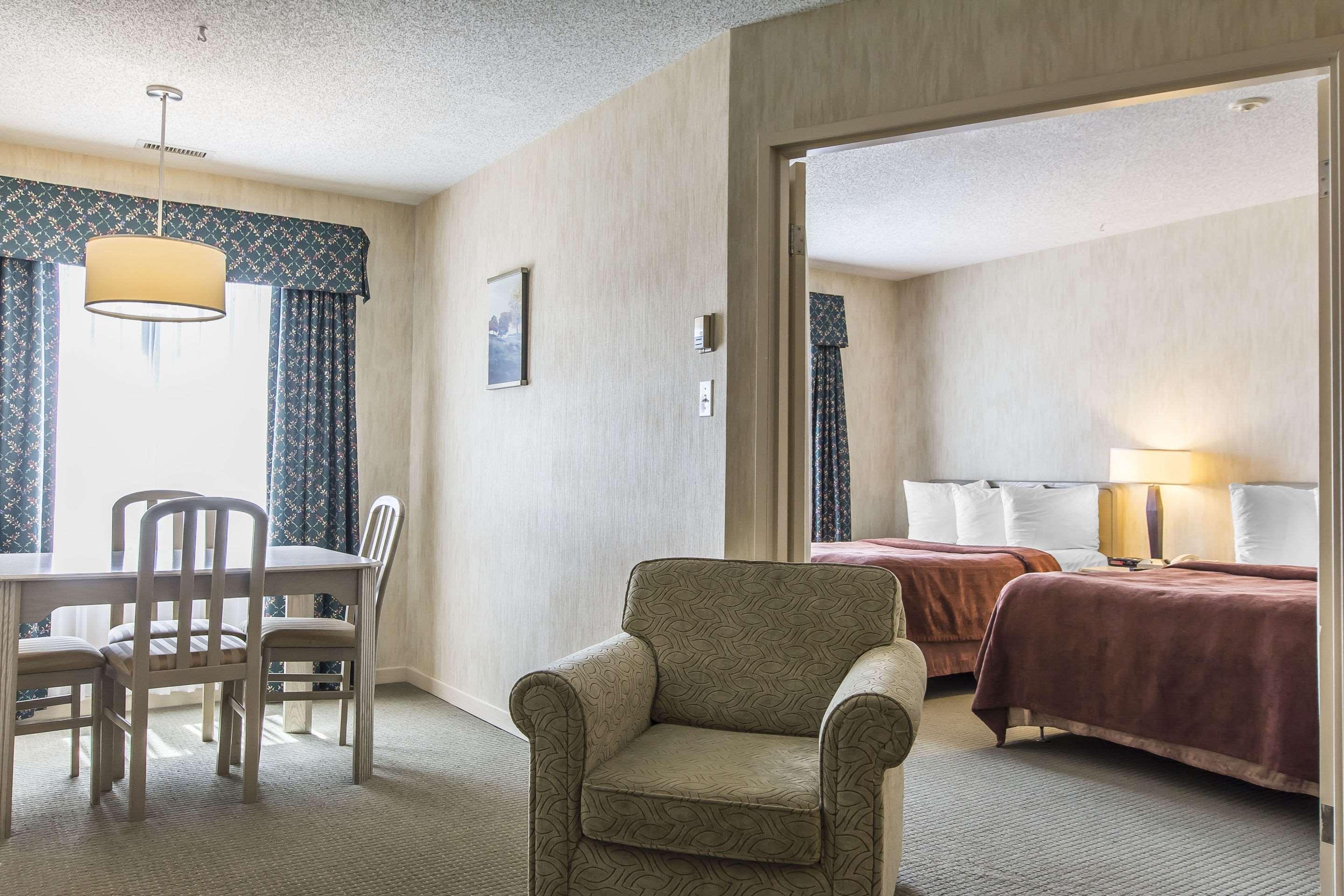 Residence Inn By Marriott Laval Eksteriør billede